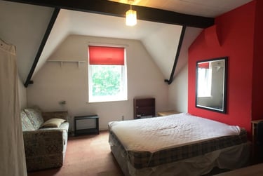 1 bed studio, Bristol Road, Selly Park, Birmingham, B296AU - Image 1